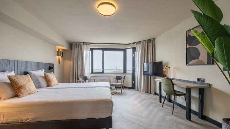Deluxe twin kamer (gerenoveerd) - Leonardo Hotel IJmuiden Seaport Beach