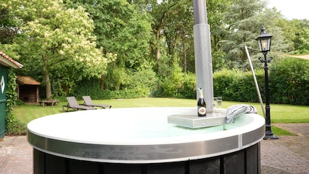 Whirlpool - Onthaasten in de Achterhoek