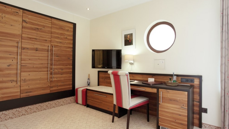 Eenpersoonskamer met zuidelijk balkon