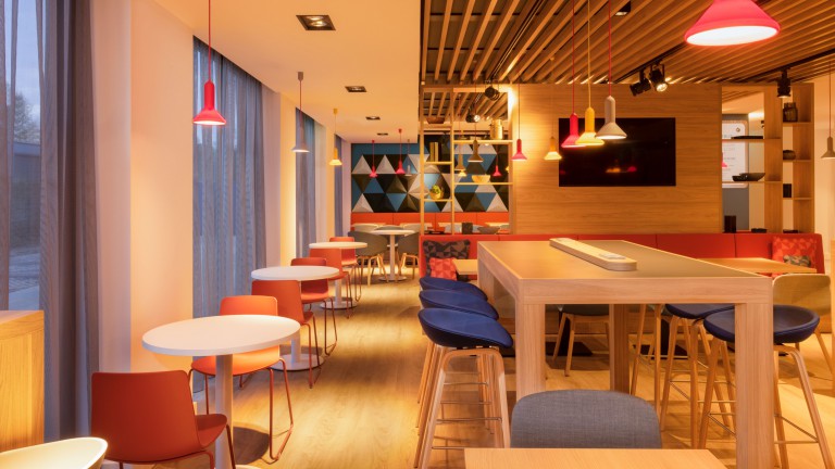 Lounge - Holiday Inn Express