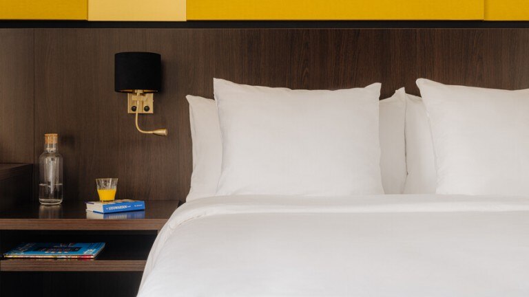 Standardzimmer mit Balkon