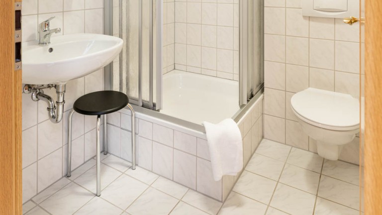Badkamer - Hotel Landgasthof zum Pflug