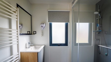 Badkamer - Vakantiepark Eiland van Maurik