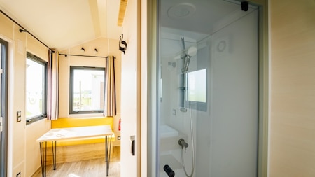 Badkamer - Vakantiepark Eiland van Maurik