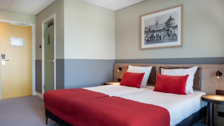 Standardzimmer Seeseite – Two Brothers Noordwijk Beach