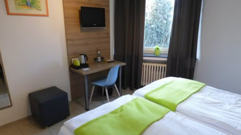 Comfort kamer - Art Inn Hotel