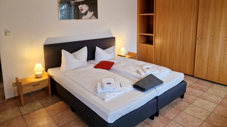 Dreibettzimmer – Hotel Ferien vom Ich