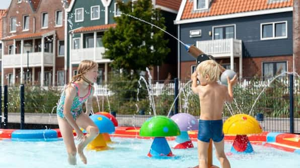 Schwimmbad - Roompot Marinapark Volendam Hotel