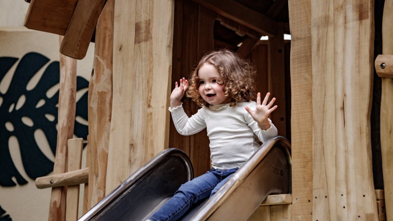 Innen Spielplatz - Landal Hillview Resort Grandvoir