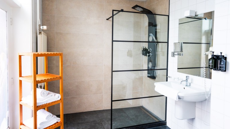 Badkamer - Hotel de Wereld