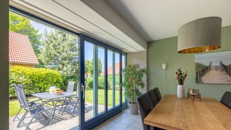 Terrasse und Küche - Villavakantiepark Ijsselhof