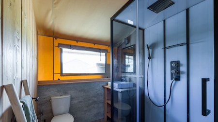 Badezimmer - Villa Ferienpark Ijsselhof