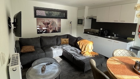 Keuken en woonkamer - Camping de Vinkenkamp Keuken en woonkamer - Camping de Vinkenkamp