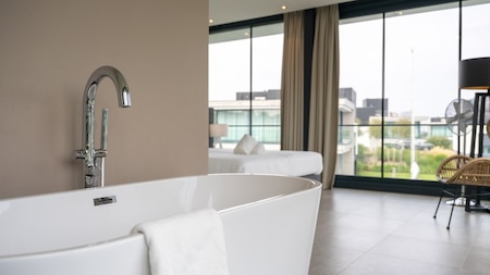 Bad- en slaapkamer - Dormio Harbour Village Bad- en slaapkamer - Dormio Harbour Village