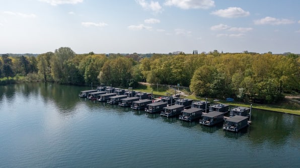 Huren Houseboat