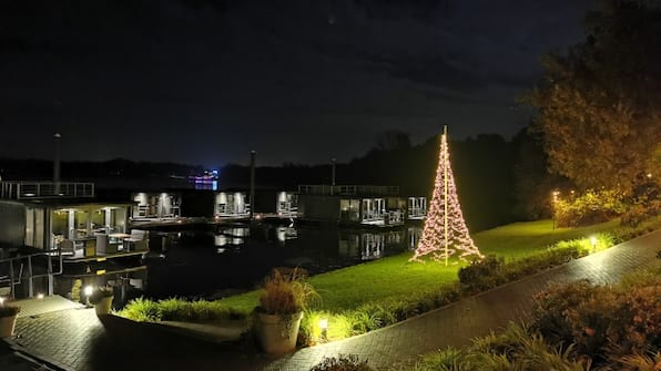 Huren Houseboat