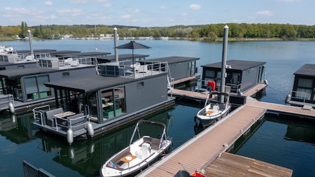 Außenansicht - Huren Houseboat
