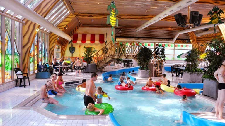 Vakantiepark met zwembad – aanbiedingen Voordeeluitjes.nl