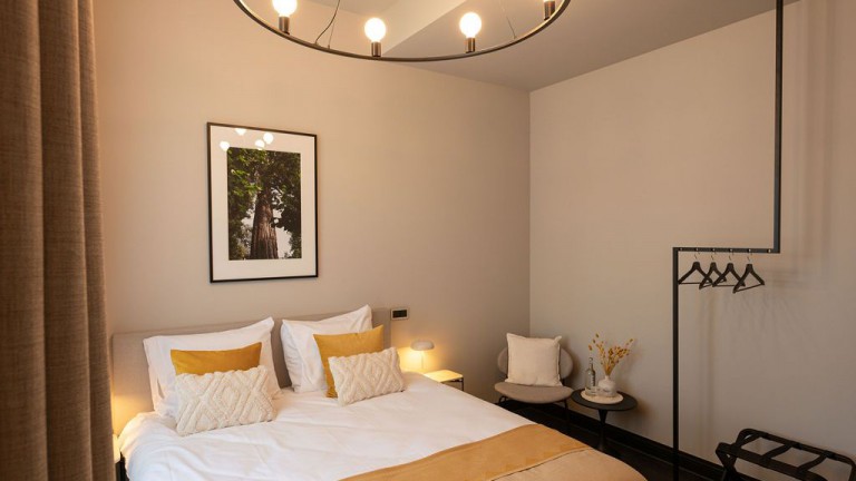 Comfort room