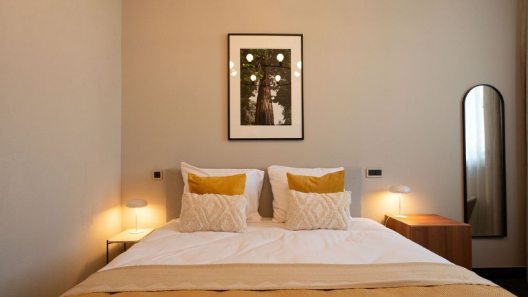 Comfort room