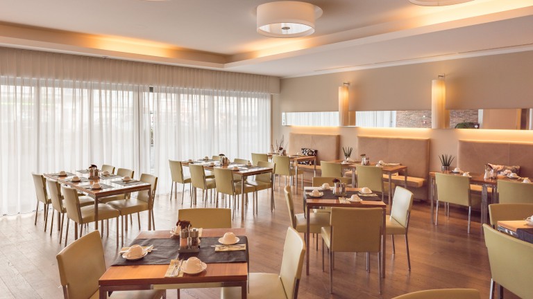 Ontbijtrestaurant - Hotel Ploberger