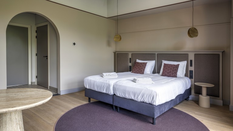 SEPHS Larger - SEPHS hotel