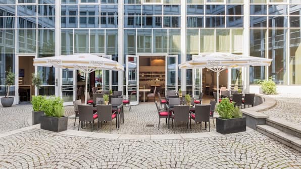 Terras - Park Inn by Radisson Dresden