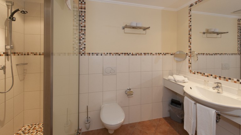 Luxus-Zimmer mit Balkon