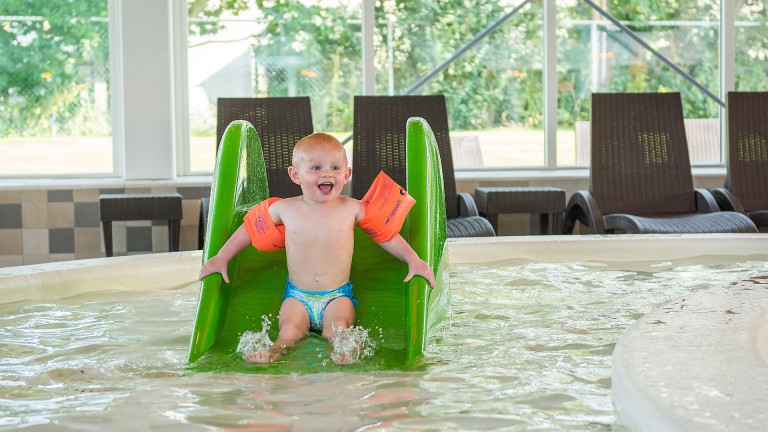 Pool - Ferienpark der Krim