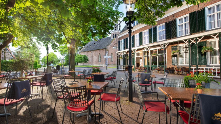 Terras - Hotel Café Restaurant De Gouden Karper
