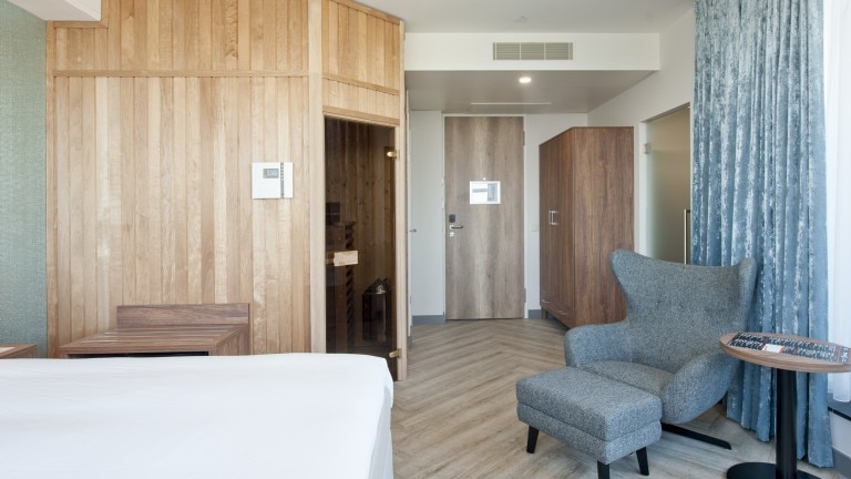 Velvet Wellness King room