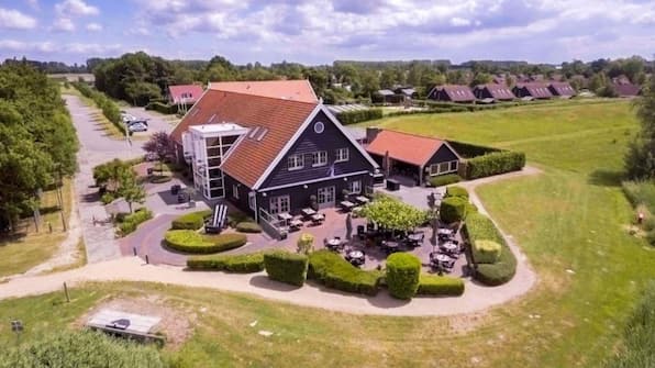 Terras - Vakantiepark Hof van Zeeland