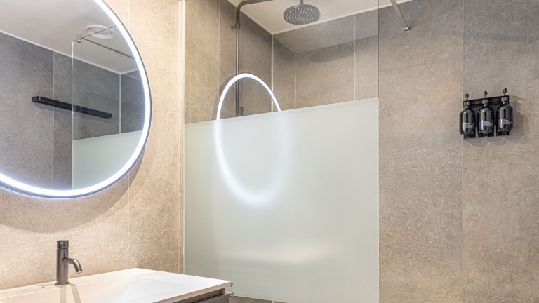 Different kamer - M Hotel
