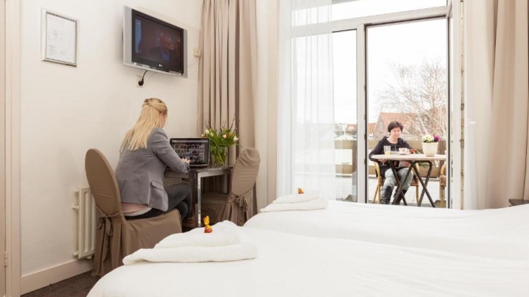 Doppelzimmer mit Balkon