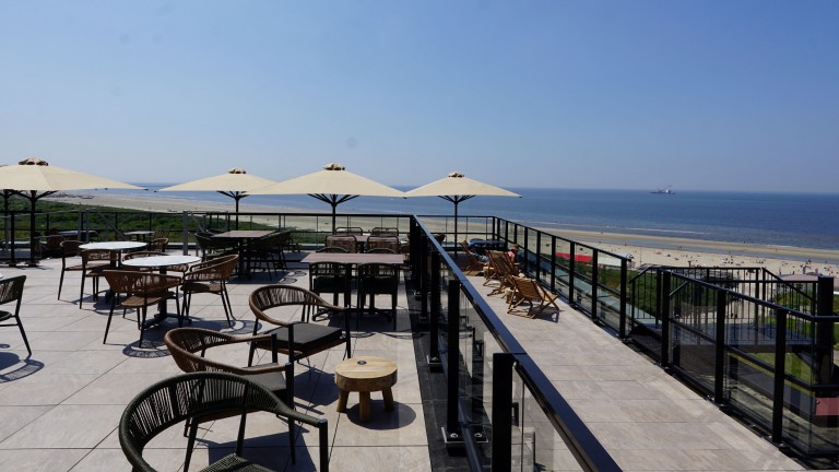 Terras - Strandhotel Het Hoge Duin