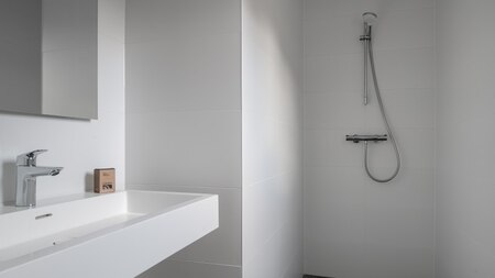 Badkamer - Dormio Resort Nieuwvliet-Bad