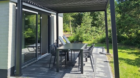 Terras - RCN Vakantiepark de Roggeberg Terras - RCN Vakantiepark de Roggeberg