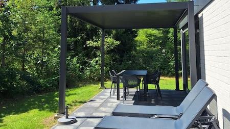 Terras - RCN Vakantiepark de Roggeberg Terras - RCN Vakantiepark de Roggeberg