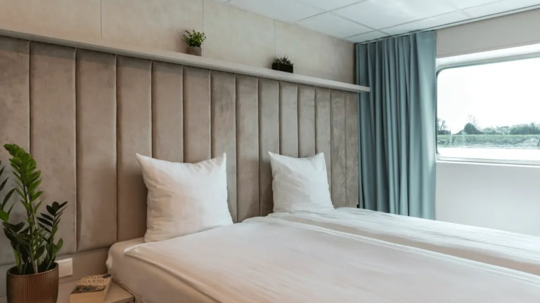 2-persoonshut standaard middeldek  - Riviercruise Passau en Donau klassiek