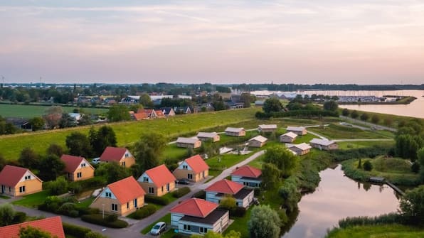 Dronebeeld - Villavakantiepark Ijsselhof