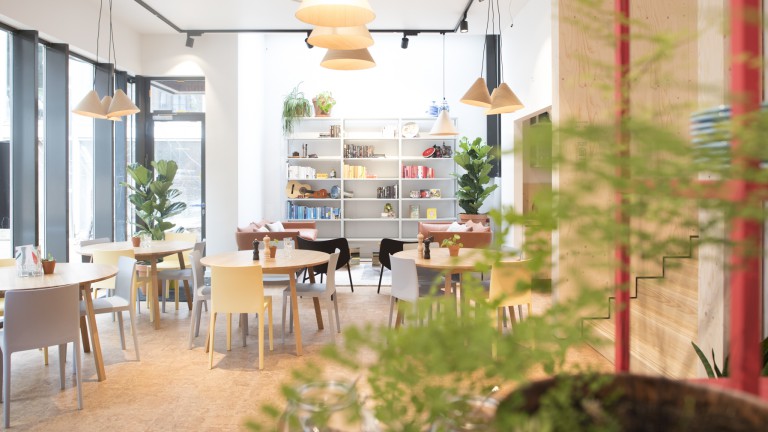 Ontbijt restaurant - The Green Elephant Hostel en Spa