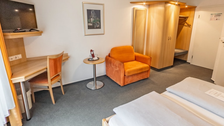Standaardkamer Neckarzicht - Hotel Gasthof zum Ritter