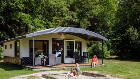 Buitenaanzicht - RCN Vakantiepark de Roggeberg Buitenaanzicht - RCN Vakantiepark de Roggeberg