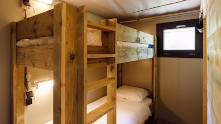 Slaapkamer - RCN Vakantiepark de Roggeberg Slaapkamer - RCN Vakantiepark de Roggeberg