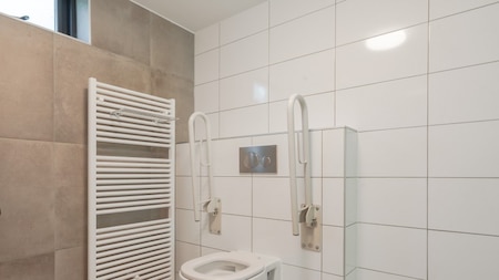 Badkamer - RCN Vakantiepark de Flaasbloem