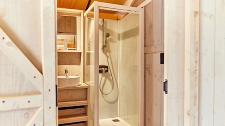 Badezimmer - Ferienhaus Ferienpark die zwei Brücken