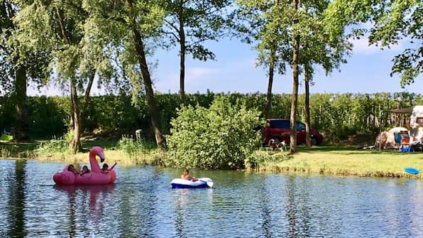 Zwemmeer - Villatent Camping Betuwe