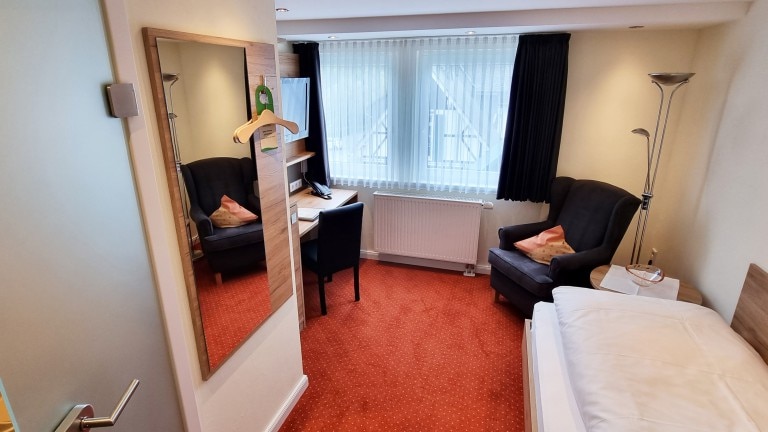 Einzelzimmer – Landgasthof Hotel Hanses-Brautigam