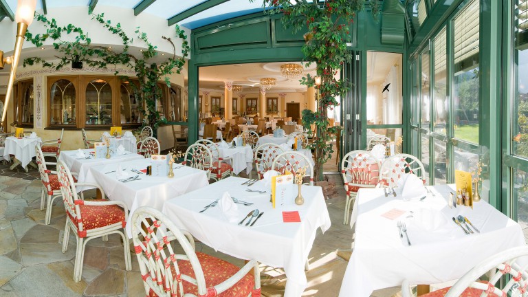 Restaurant in de serre.