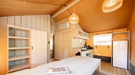 Küche - Villa Zelt Camping 't Geul Tal